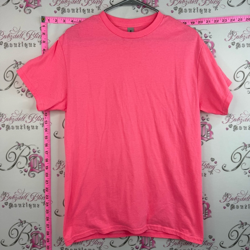 Gildan T-shirt neon plain pink bright Women's Short Sleeve Tee in Bright Pink